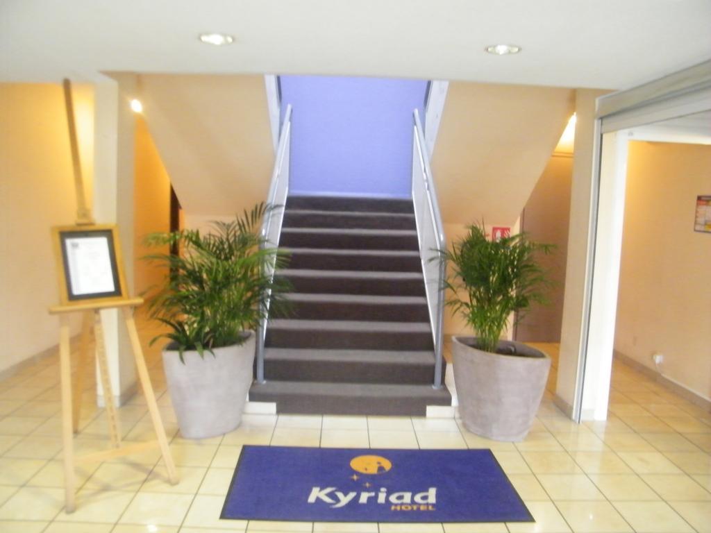 Kyriad Direct Arles Exterior foto